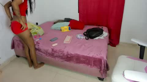 Snapshot of candysexi_10 chatting on 10.08.25 candysexi_10 online show from 10.08.25