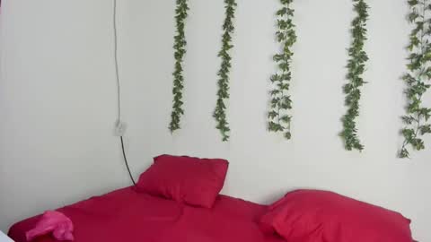 Snapshot of candysexi_10 chatting on 11.07.25 candysexi_10 online show from 11.07.25