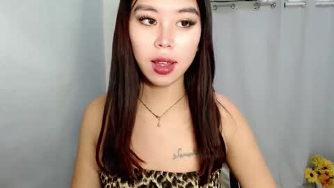 Snapshot of candysweetcum_ chatting on 03.12.26 CALL ME SAM online show from 03.12.26