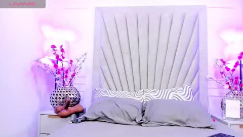 candyyvega online show from 02.04.26