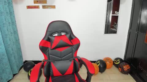 Snapshot of capitan_jones007 chatting on 10.09.25 jones online show from 10.09.25