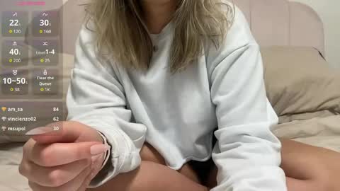 Cara Bou online show from 04.08.26