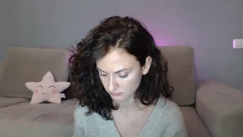 Snapshot of carakat chatting on 02.19.25 carakat online show from 02.19.25