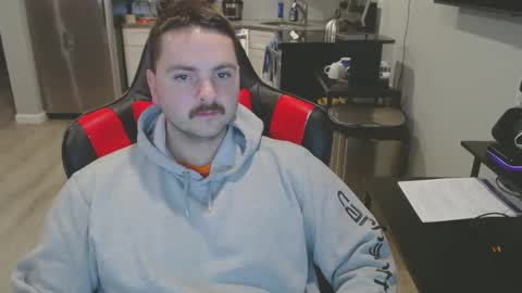 Snapshot of cardi_beans chatting on 01.28.25 cardi_beans online show from 01.28.25