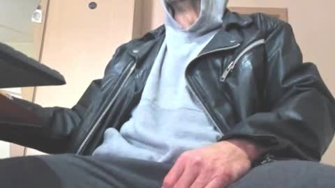 Snapshot of carin_the_body chatting on 02.15.26 Laz online show from 02.15.26