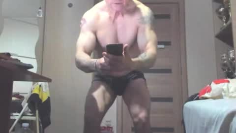 Snapshot of carin_the_body chatting on 03.12.26 Laz online show from 03.12.26