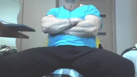 Snapshot of carin_the_body chatting on 03.20.26 Laz online show from 03.20.26