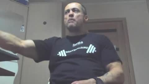 Snapshot of carin_the_body chatting on 03.27.26 Laz online show from 03.27.26