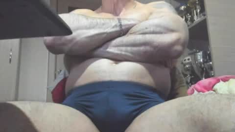 Snapshot of carin_the_body chatting on 04.03.26 Laz online show from 04.03.26