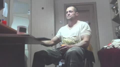 Snapshot of carin_the_body chatting on 04.09.26 Laz online show from 04.09.26