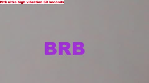 Snapshot of carla_adamss chatting on 02.09.25 Carla online show from 02.09.25