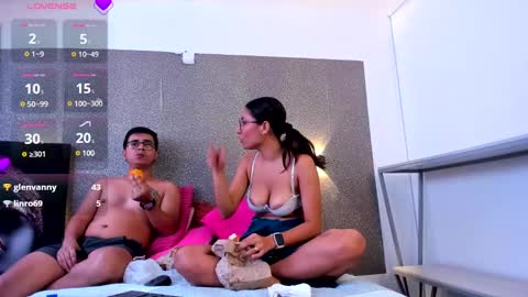 Snapshot of carla_and_robert chatting on 12.15.24 carla and robert online show from 12.15.24