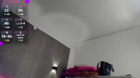 Snapshot of carla_and_robert chatting on 12.29.24 carla and robert online show from 12.29.24