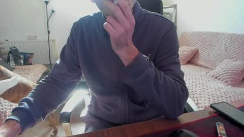 Carla And The Neighbor online show from 01.16.25
