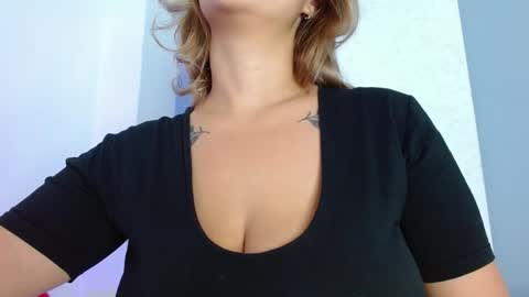 Carla online show from 04.17.26