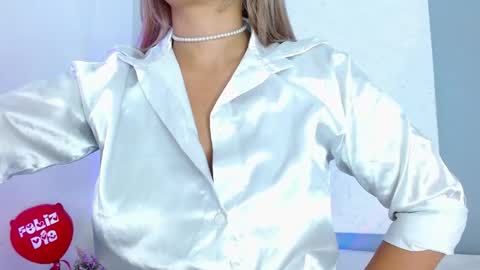 Snapshot of carla_beer chatting on 04.20.26 Carla online show from 04.20.26