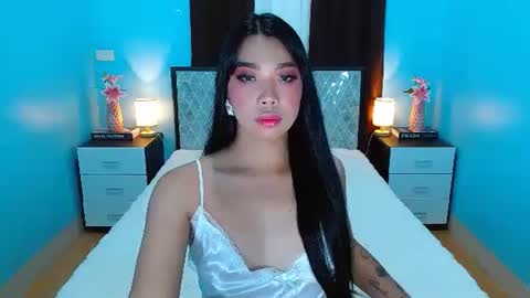 Snapshot of carlagreyson chatting on 03.02.25 carlagreyson online show from 03.02.25