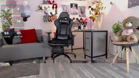 Snapshot of carlajohnson__ chatting on 04.29.26 Carla independent model online show from 04.29.26