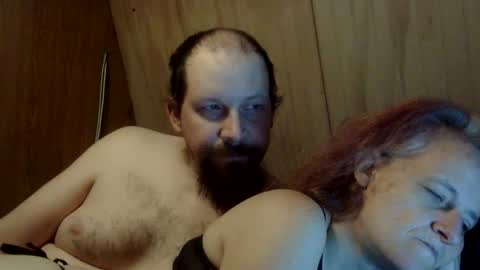 carleeswoman08 online show from 02.17.25