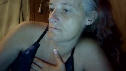 carleeswoman08 online show from 09.25.25