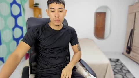 master online show from 10.04.25