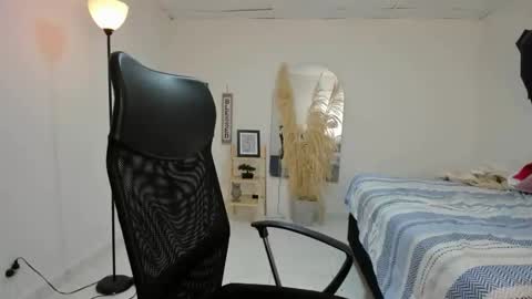 Snapshot of carlitosex09 chatting on 02.23.26 master online show from 02.23.26