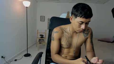 Snapshot of carlitosex09 chatting on 03.09.26 master online show from 03.09.26