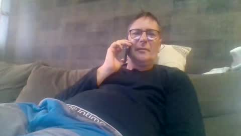 Snapshot of carlonebraska112233 chatting on 10.18.25 carlonebraska112233 online show from 10.18.25