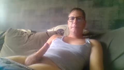 Snapshot of carlonebraska112233 chatting on 10.24.25 carlonebraska112233 online show from 10.24.25