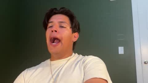 carlosjosecb2 online show from 10.21.25