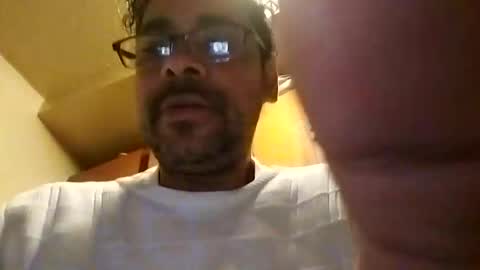 carloslove1972 online show from 01.23.25