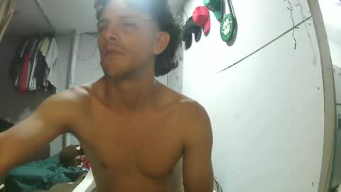 Snapshot of carlossxx96 chatting on 06.24.26 carlossxx96 online show from 06.24.26