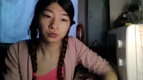 CarlyJoy online show from 02.09.25