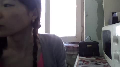 CarlyJoy online show from 03.10.25