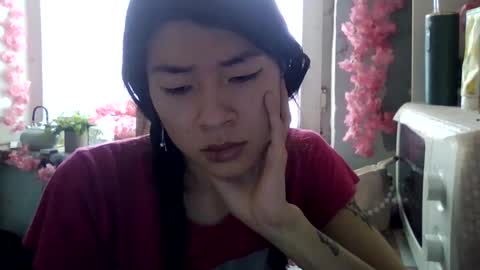 CarlyJoy online show from 10.26.25