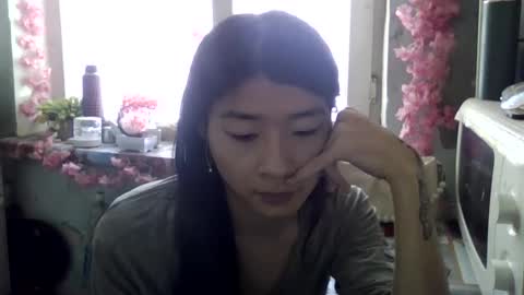 CarlyJoy online show from 11.26.25