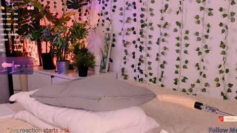 Carly online show from 02.08.25