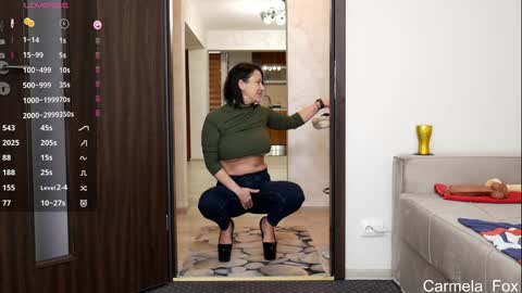 Carmela online show from 12.23.25