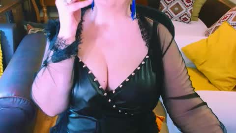 Snapshot of carmenrossi chatting on 01.13.25 Carmen online show from 01.13.25