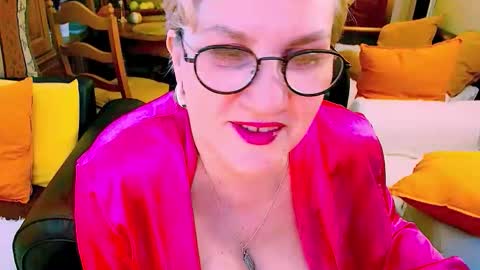 Snapshot of carmenrossi chatting on 05.12.26 Carmen online show from 05.12.26