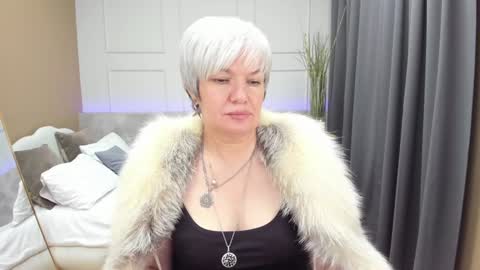 Snapshot of carmensoft chatting on 12.23.24 Carmen online show from 12.23.24