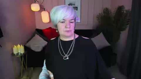 Snapshot of carmensoft chatting on 02.09.25 Carmen online show from 02.09.25