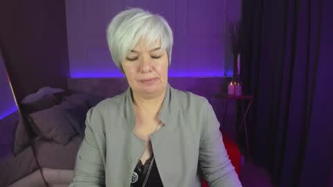 Snapshot of carmensoft chatting on 03.08.25 Carmen online show from 03.08.25