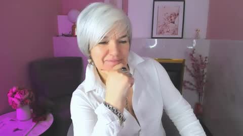 Carmen online show from 04.15.26