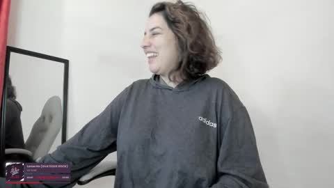 Snapshot of carmesix__ chatting on 01.19.26 carmesix__ online show from 01.19.26