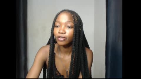 caroline online show from 04.06.26