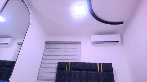 Snapshot of carolayrosse chatting on 03.03.26 carola online show from 03.03.26