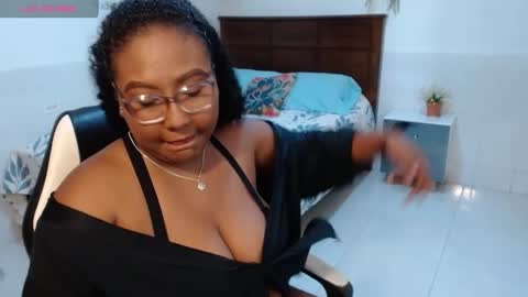 Carol de la torre online show from 09.25.25