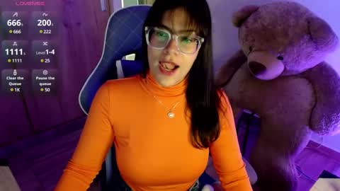 Snapshot of carolgoddess chatting on 03.05.25 Carol online show from 03.05.25