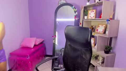 carolina suarez online show from 09.13.25